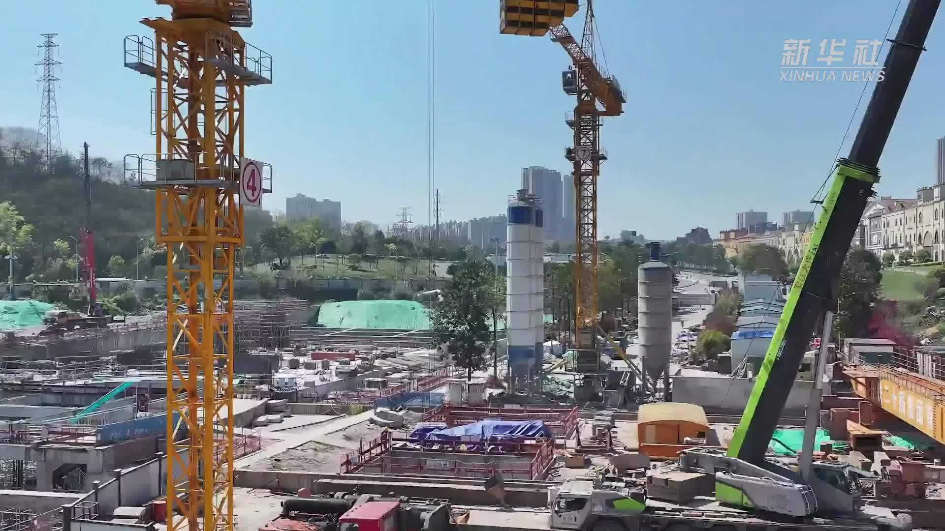 重庆首条全自动驾驶轨道交通建设加速推进