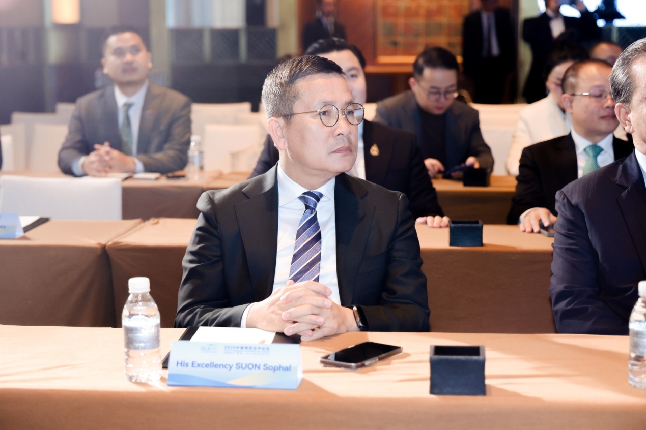 柬埔寨发展理事会副秘书长SUON Sophal