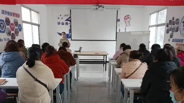 “连心本”记录急难愁盼　华亭破解民生难题