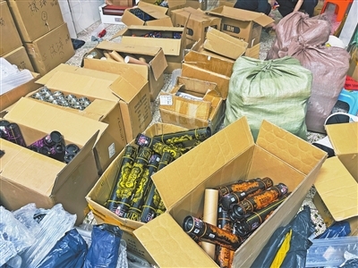 现场查获的假冒伪劣羽毛球（图/受访单位提供）