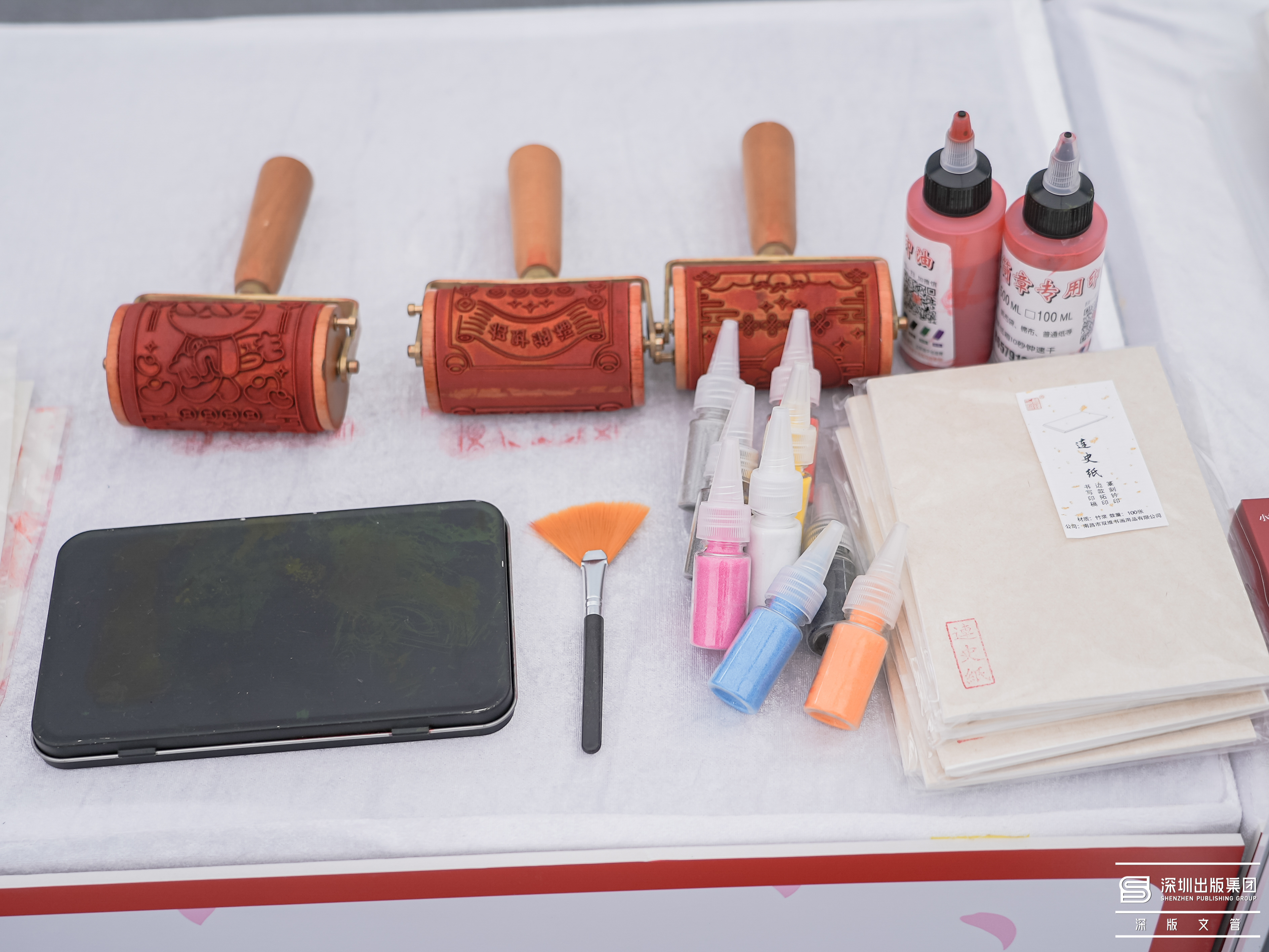 2025 粤港澳大湾区花园大赛繁花书韵文创市集在深圳笔架山体育公园盛大开幕