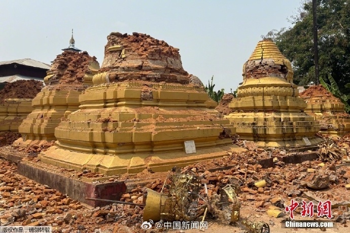 组图:缅甸首都多处建筑倒塌