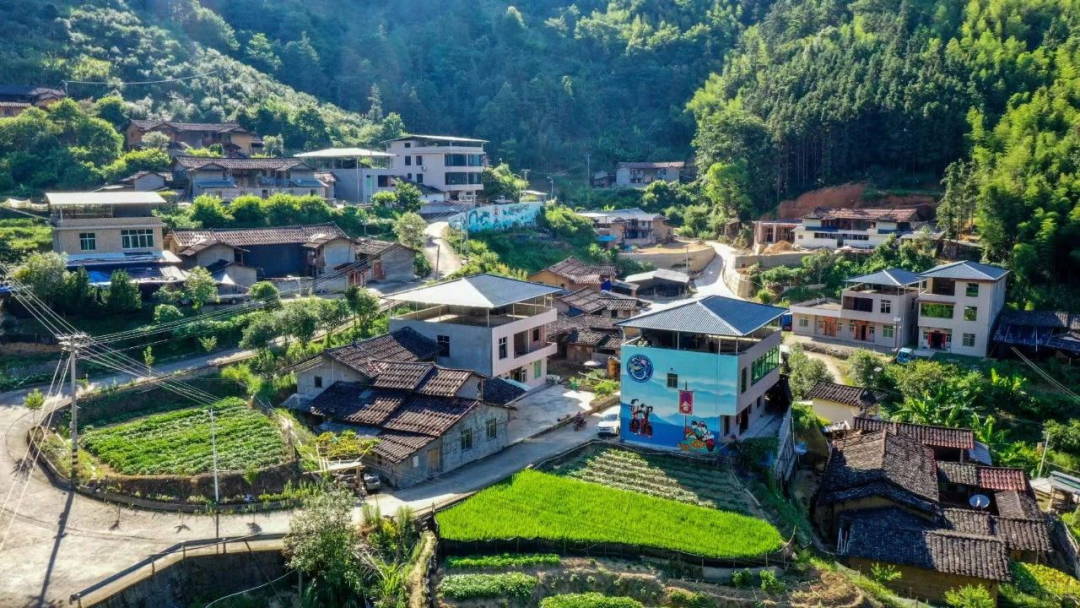 奏响乡村振兴与民族团结“协奏曲”——少数民族发展资金服务铸牢中华民族共同体意识主线综述_凤凰网