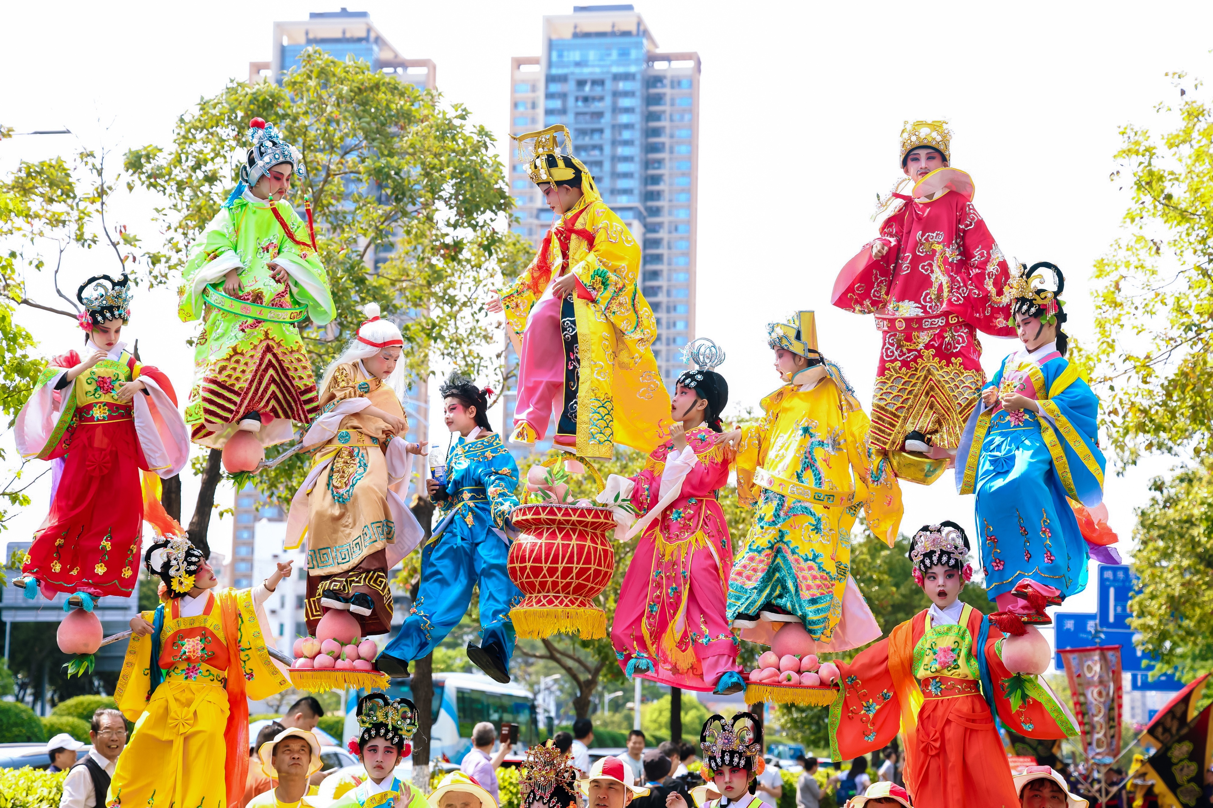 "萌娃当家"—— 西乡 "三月三" 非遗传承后继有人