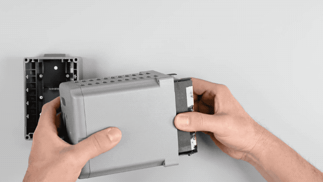 他们把宇树的网红机器狗“剥皮拆骨”,发现了它倒立行走的秘密