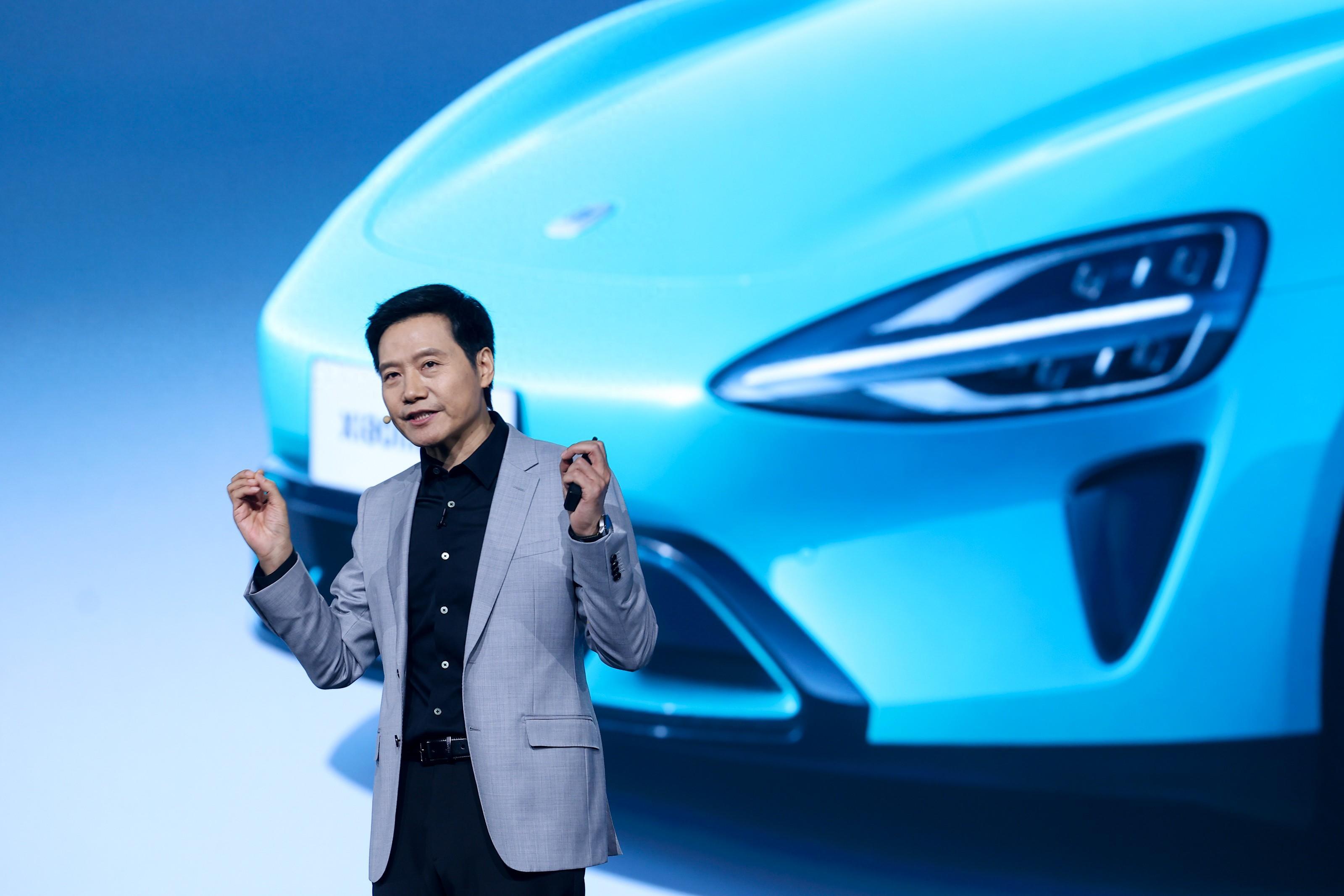 小米SU7碰撞事故再敲智驾警钟:车企应加强智驾风险提醒,消费者更需时刻保持警惕