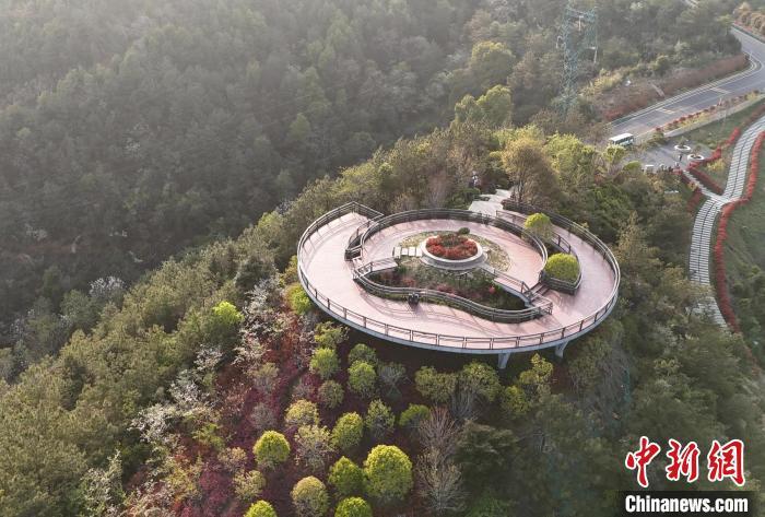 航拍江西蟠龙峰景区感受南昌版“爱乐之城”