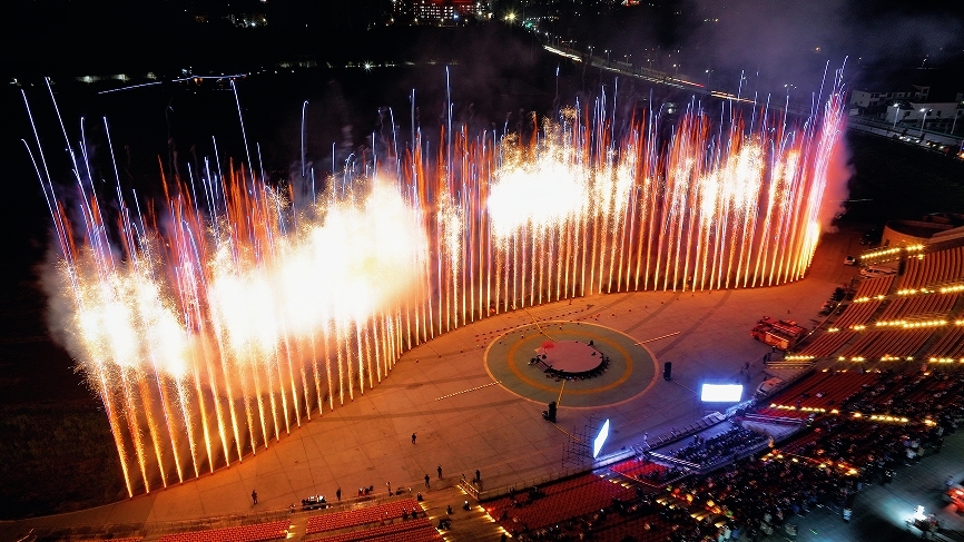 江西上栗:百余新品闪耀云端 千年产业向上绽放