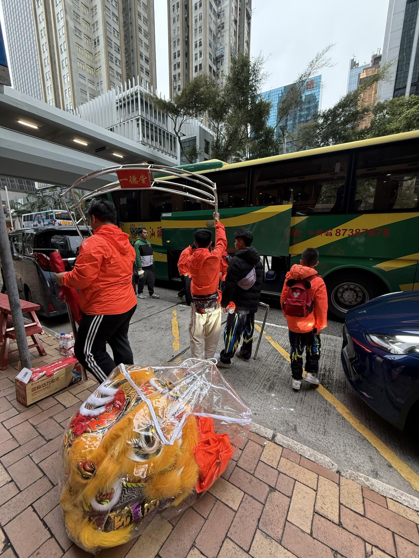 家乡的狮子来港庆贺春茗会