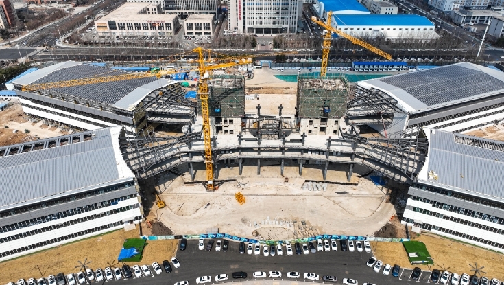 长春新区航天信息产业园项目四栋裙楼结构施工全部完成