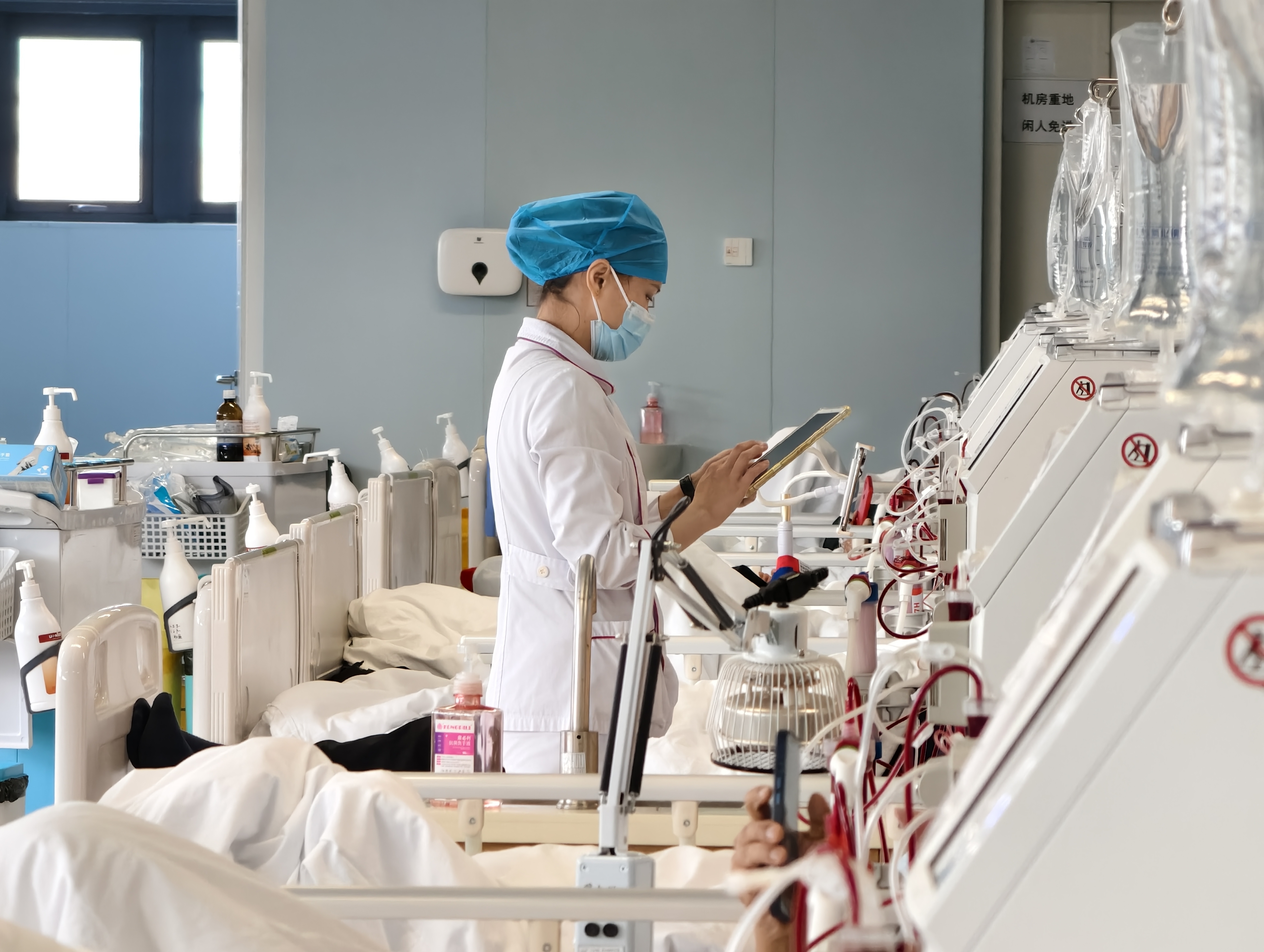 白天上班，夜间透析！ 这家医院为透析患者提供夜间“续命福地”