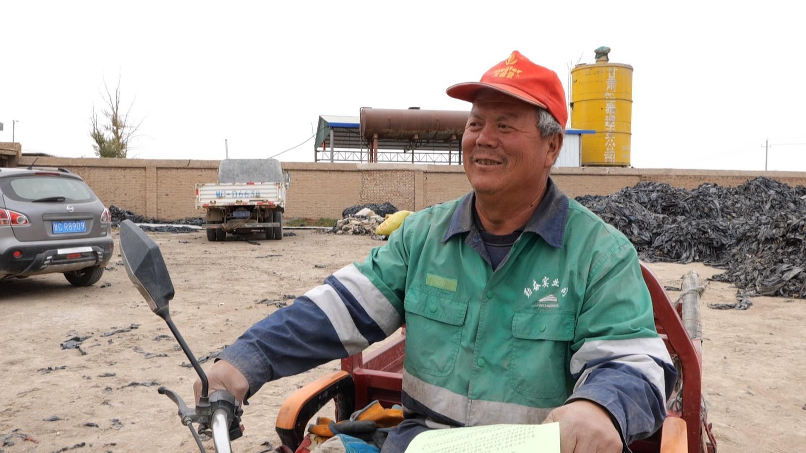 塑料姑娘“再嫁”记：看永昌人如何给它们找“婆家”