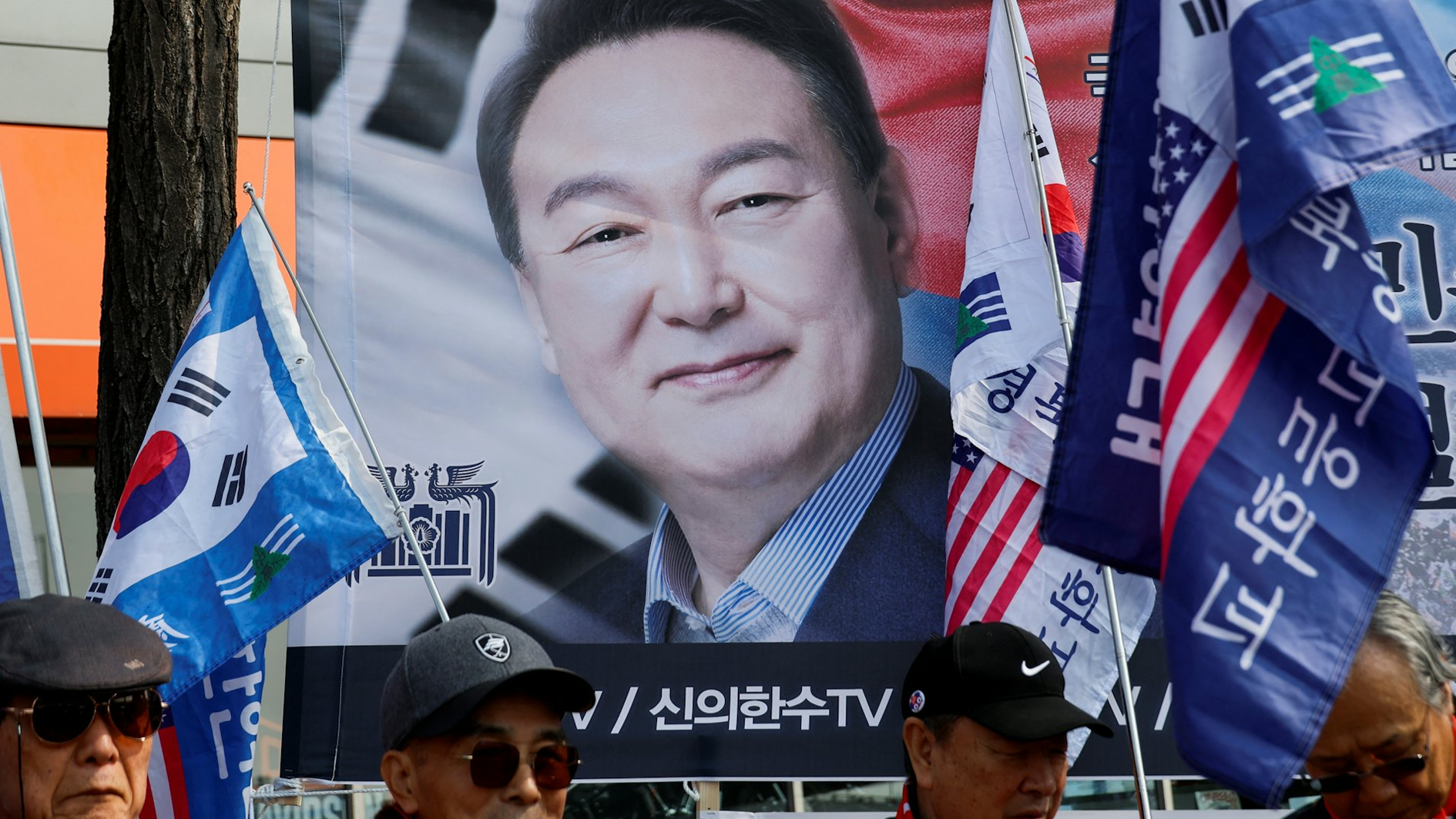 新闻人物｜“反腐斗士”尹锡悦 成韩国史上首位被捕现职总统