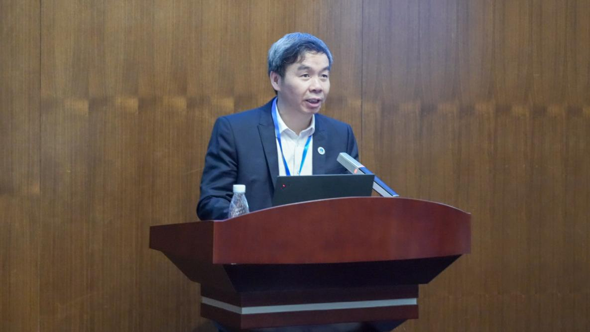 华南理工大学党委副书记麦均洪致辞