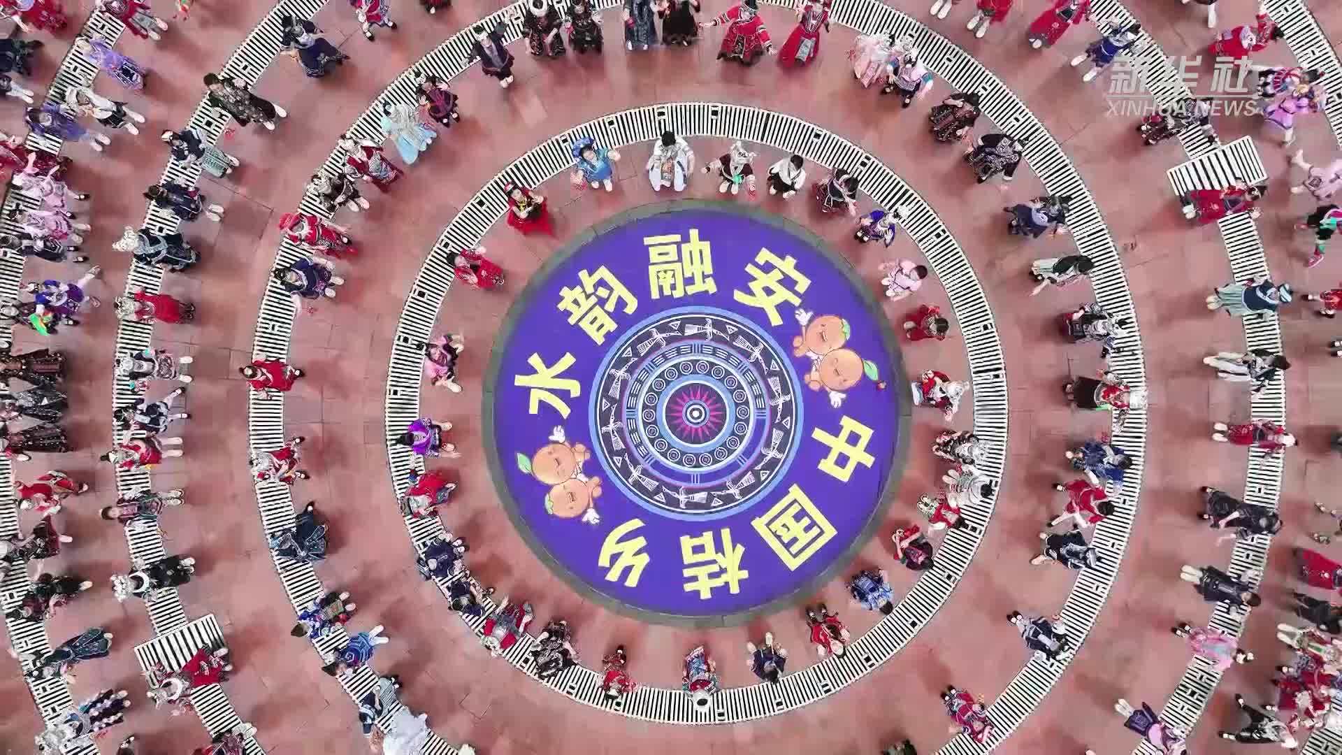 广西各族群众欢庆传统节日三月三