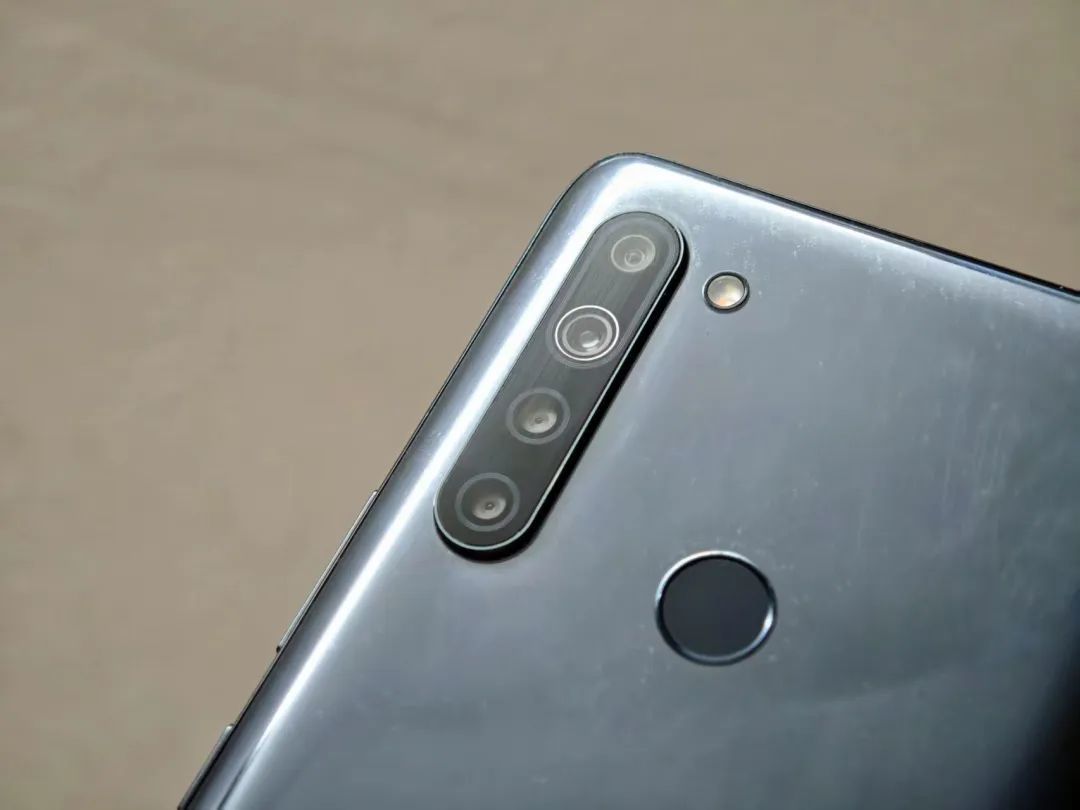 180元!我买了台格力绝版手机:难怪董明珠也带不动货