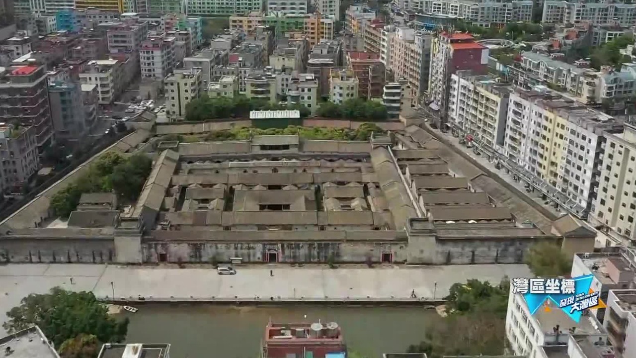 鹤湖新居：围屋加炮楼，组成了坚不可摧的防御组合