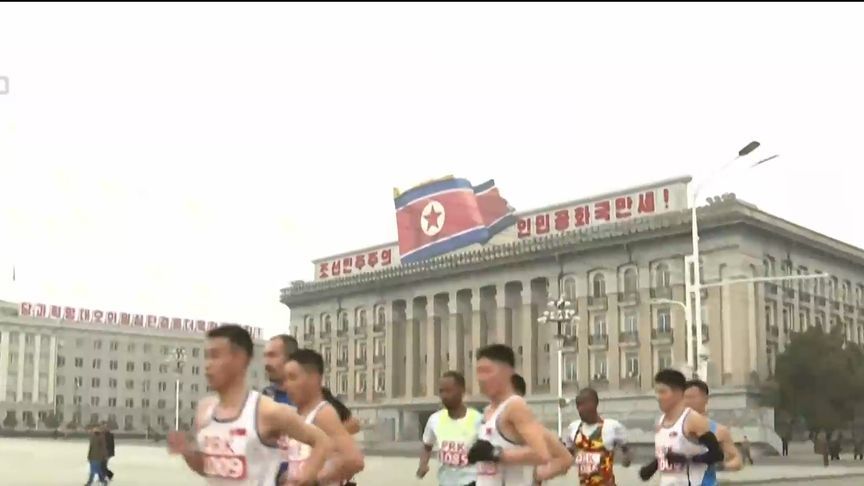 时隔六年，朝鲜再举行国际马拉松赛，中国选手参赛|现场画面