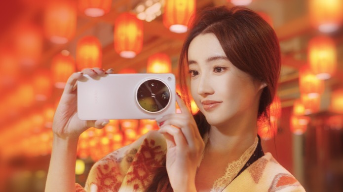 带OPPO Find X8 Ultra闯古丝路：直出氛围感！夜景人像生图能打