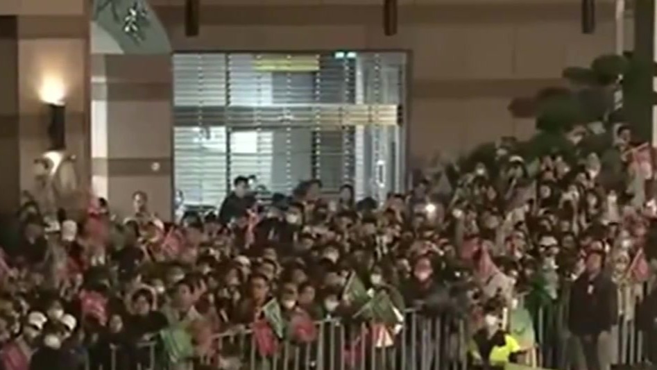 台当局乱搞岛内民不聊生，民众：我们再不觉醒，真的要完蛋了