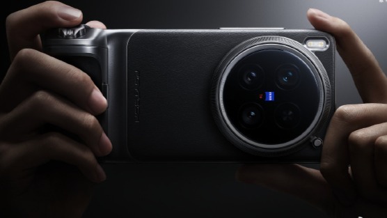 Type-C、大电池、复古设计 vivo X200 Ultra影像套装曝光