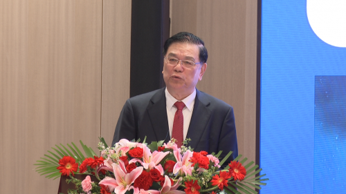 第十一届全国人大教科文卫委员会委员、科技部原党组成员、纪检组组长、中国智能交通协会原理事长吴忠泽先生做主题分享