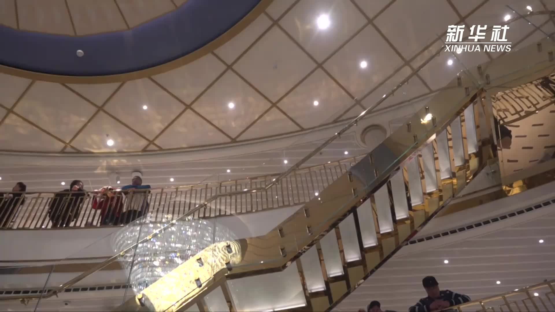 海上文旅新体验“爱达·魔都号”完成青岛首航任务