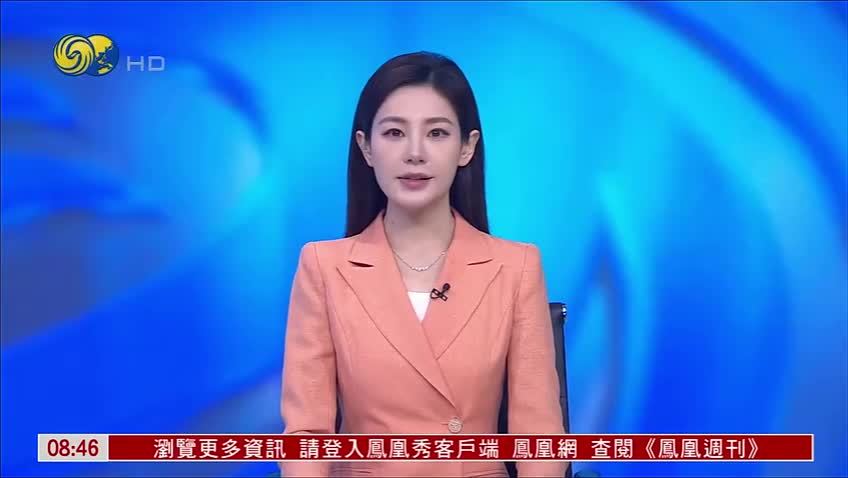 “甲亢哥”与内地游客维港畅谈 网友赞暖心