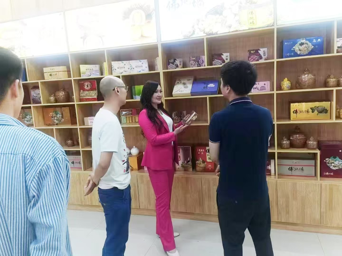https://img2.danews.cc/upload/image/jpeg/20250406/a2cc379e9d94e6b58198bdc9102fafa2.jpg
