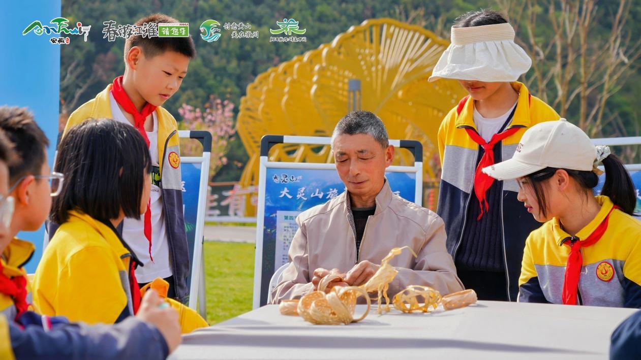 黄山市徽州区：探秘徽派建筑，发现古韵之美