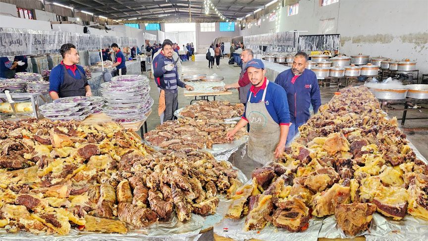 巴铁顶级富豪举办盛大婚宴，满眼全是肉，快来看看都有啥！