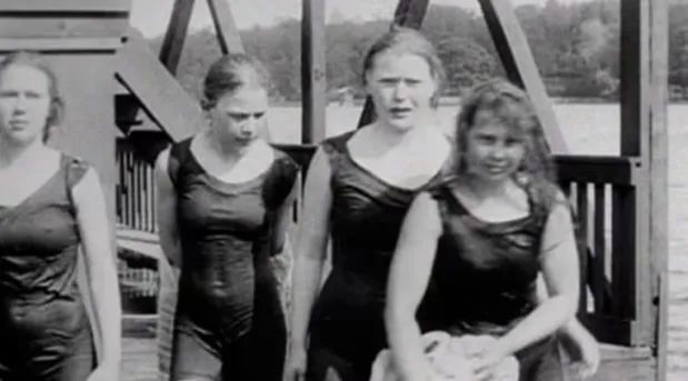 凰家看台|一场132年的长跑,女性终于要反超男性了