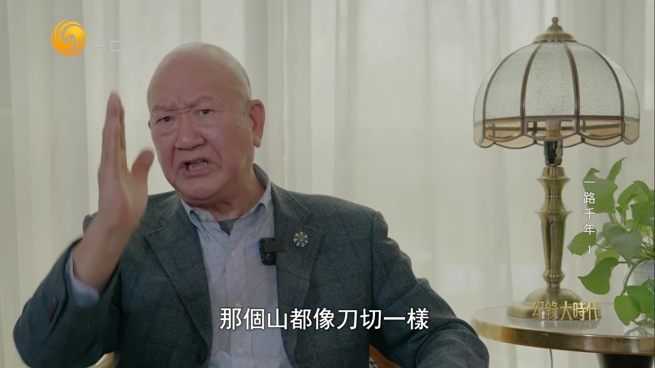 喀喇昆仑公路的修筑有多危险？亲历者：在悬崖绝壁上修路，经历过数次雪崩