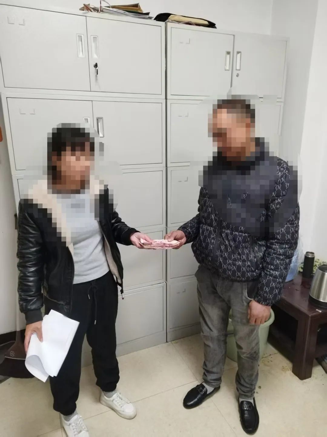 永州：以夫妻名义同居2年多分手，彩礼该不该退？法院判了