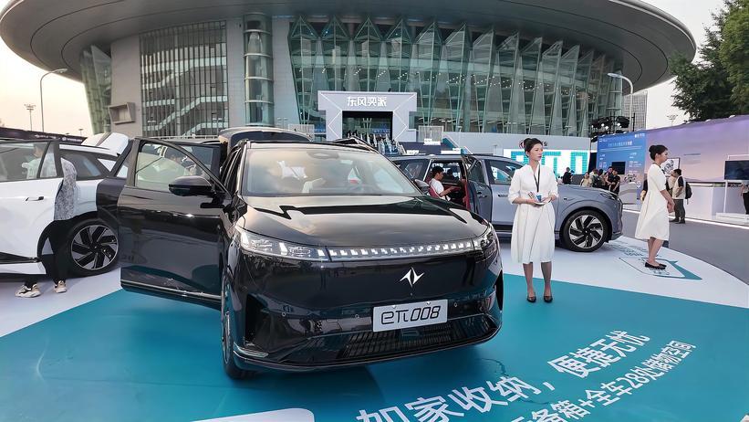 东风奕派eπ008，科技是拿来用的，而不是拿来炫的