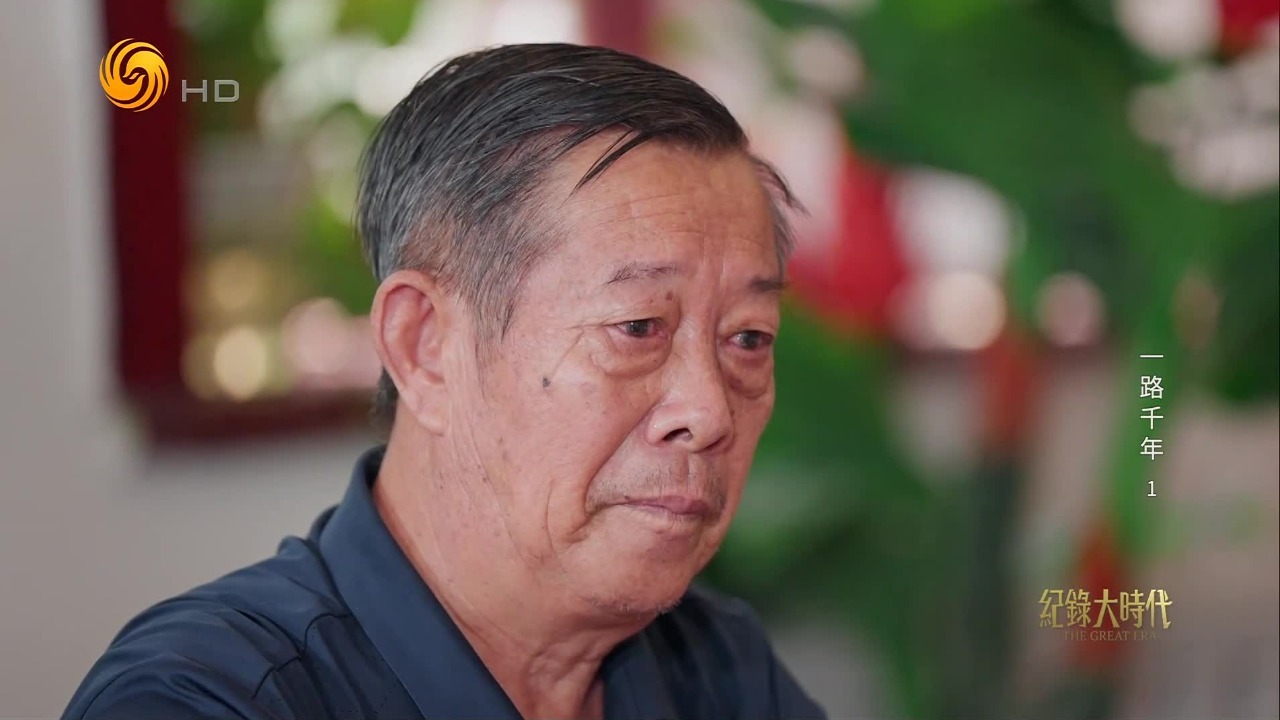 每公里喀喇昆仑公路都是用人命换来的，中国工人用血肉之躯铸就世界奇迹