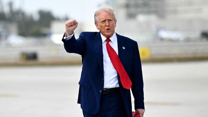 特朗普威胁对中国产品额外征收50%关税