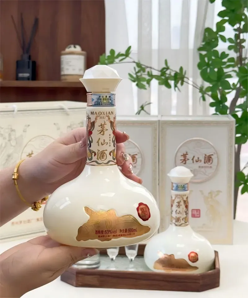 左手茅台，右手茅仙！酱香口粮酒就该这么选_凤凰网