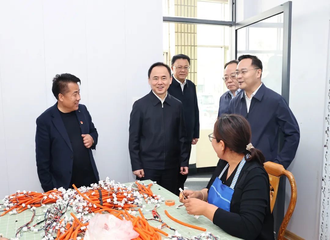 宋乐伟在贾汪区调研时强调：统筹兼顾 系统发力 积极探索 在高质量发展中扎实推动共同富裕