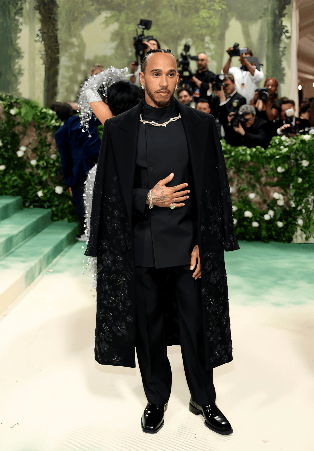 Hung-ya Yen (@Wallpasser) • Facebook, image size:1080x1550