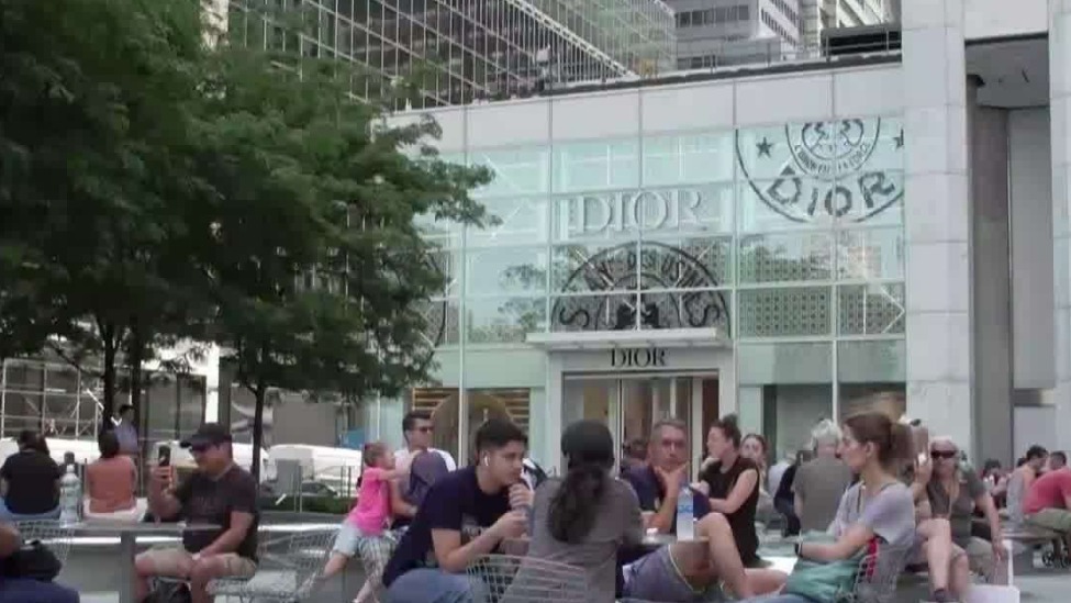 美国学者：关税未必能将制造业带回美国