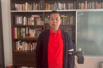 杨克：2025诗歌盲盒共创大赛 是一场很有意义的全民文学实验