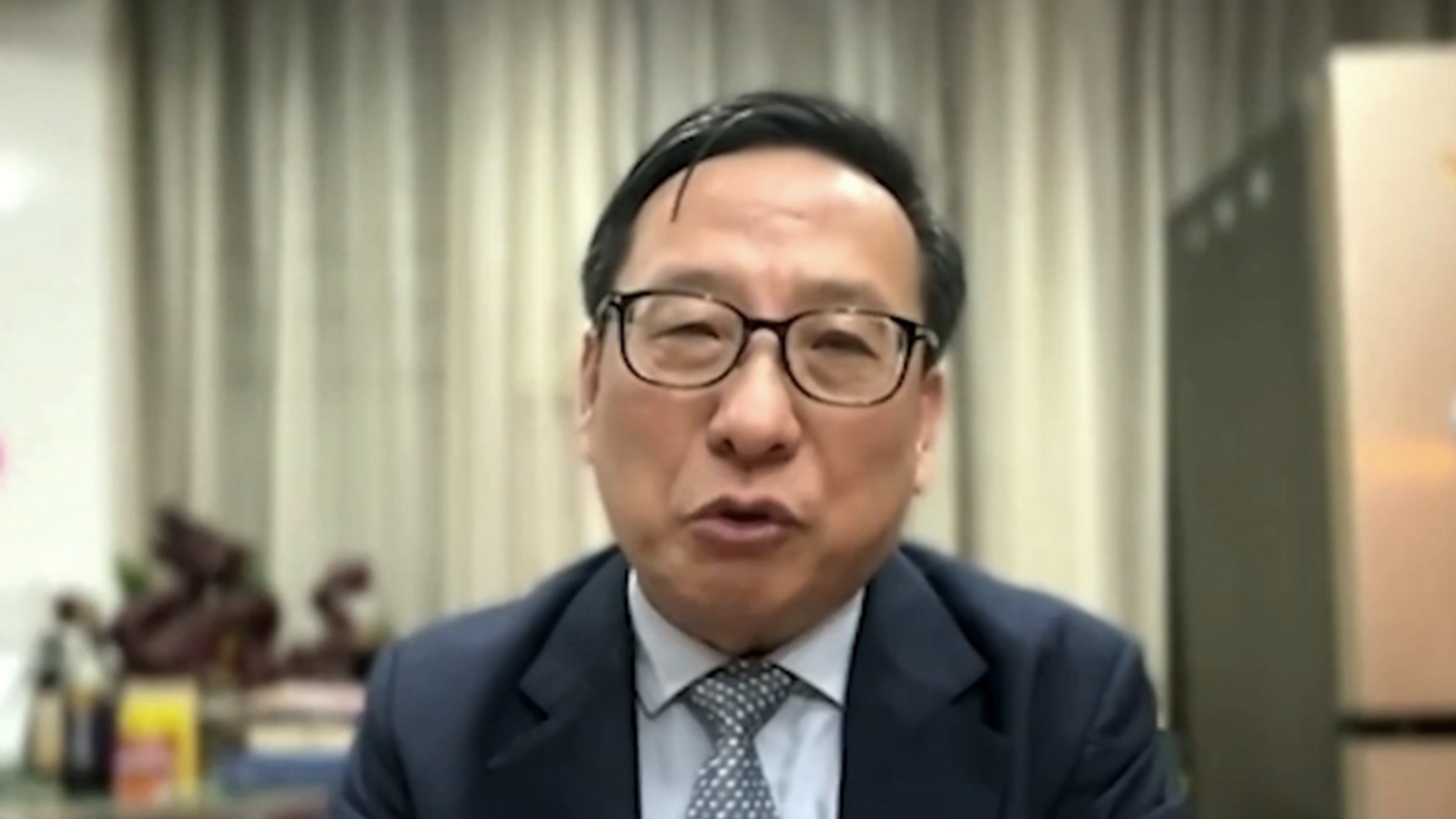 高志凯痛快驳斥美副总统“乡巴佬”言论：万斯，醒醒吧，或者回去多读点书，别让自己在全世界面前丢人了