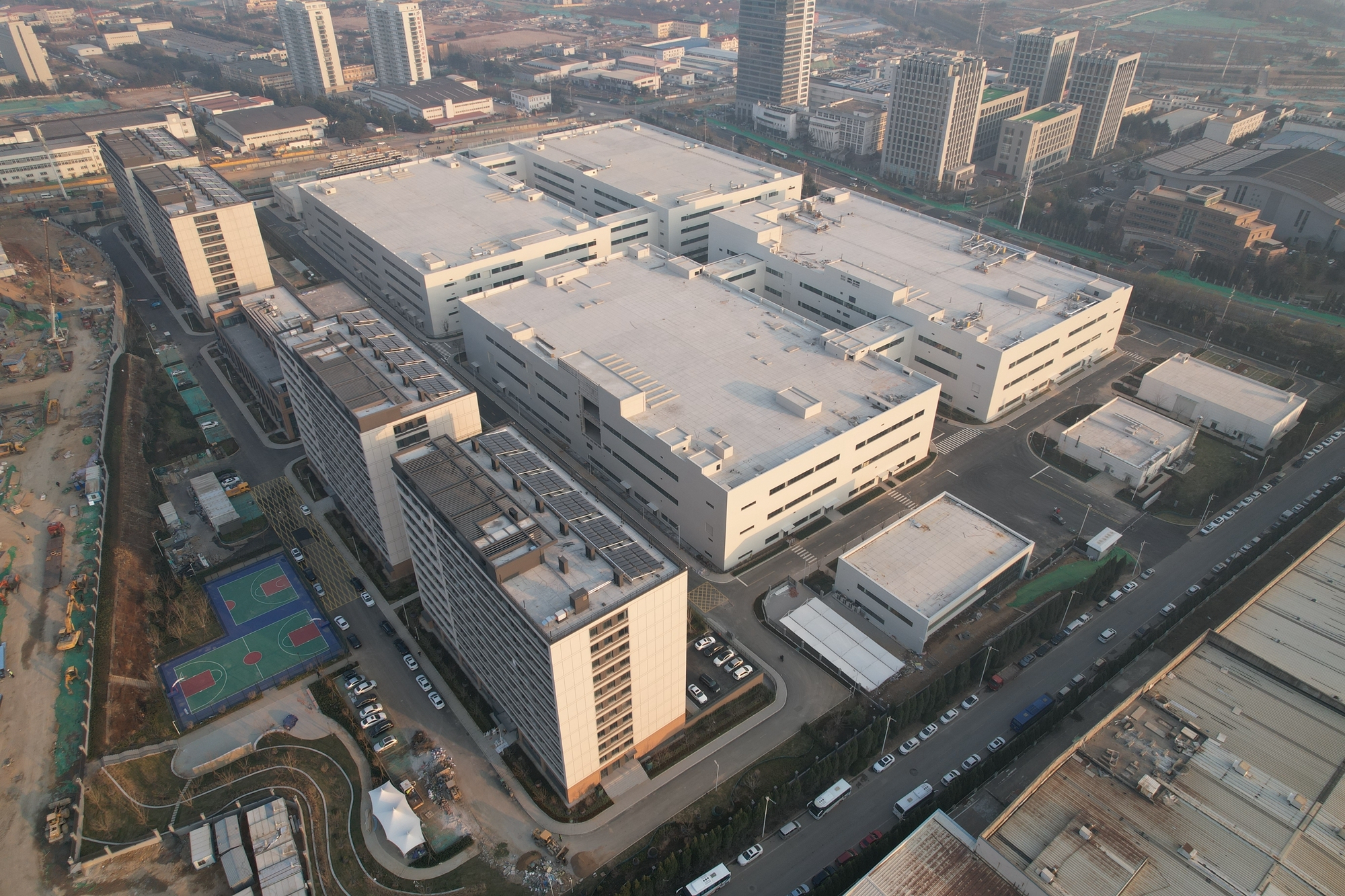 关键节点再出发，崂山区这场大会擘画城市更新新动向