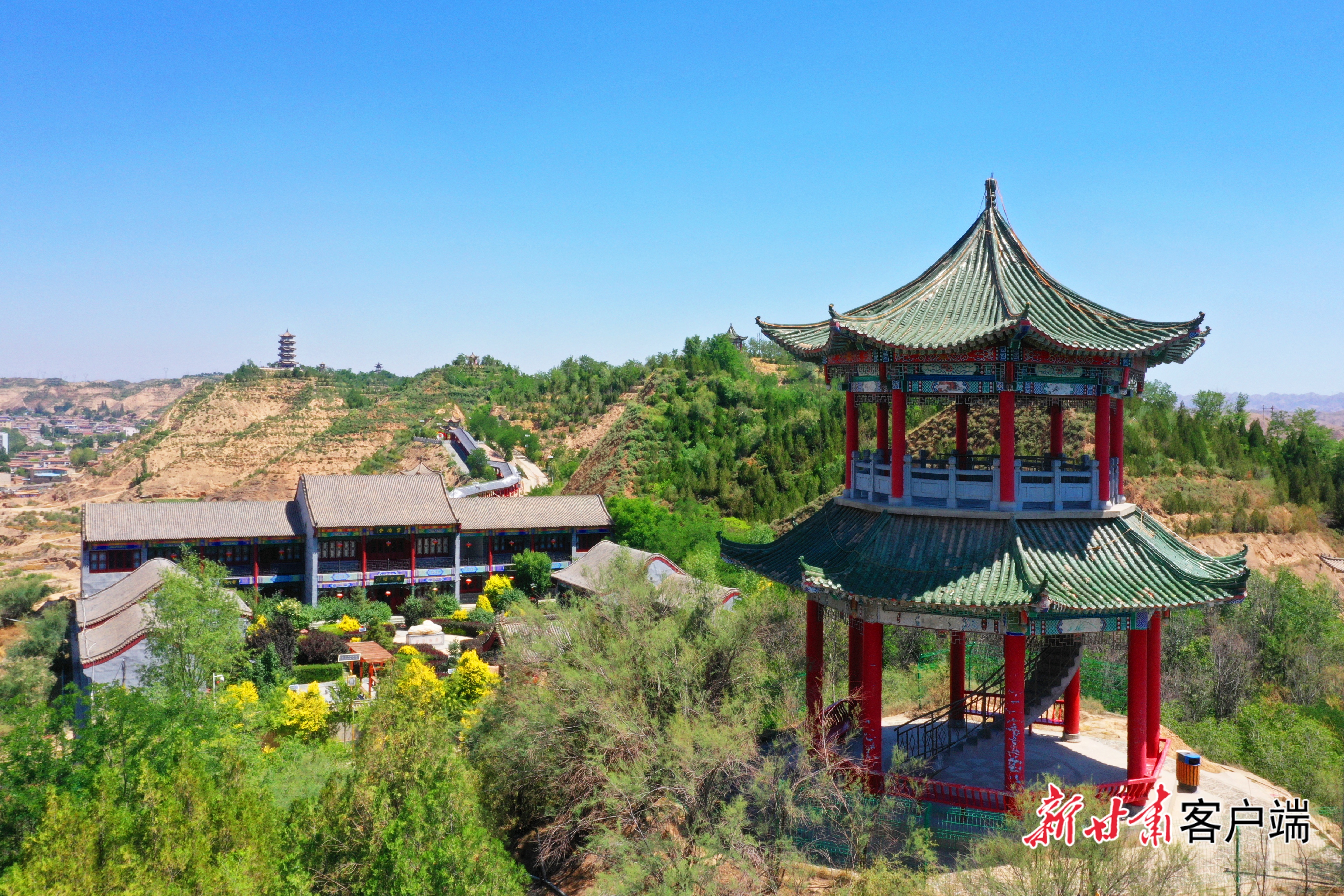 石洞寺.jpg