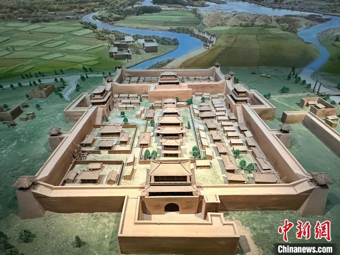 4月10日,高台县骆驼城复原场景。戴文昌 摄