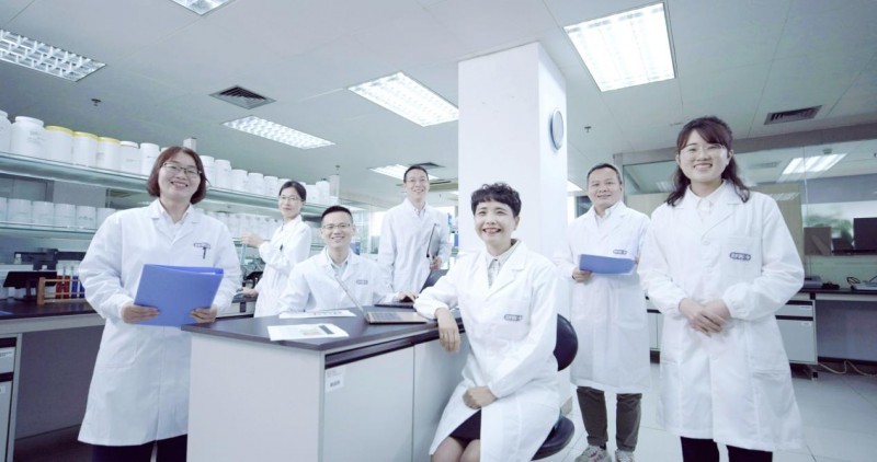 薇美姿研发总监陈敏珊荣获全国轻工劳模称号,以科技匠心推动口腔护理发展