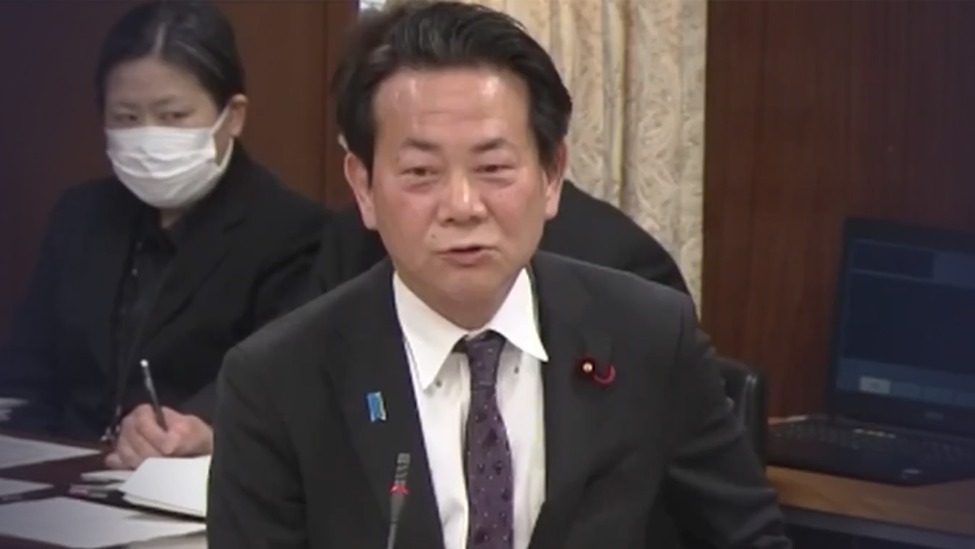 日本议员：美国是小混混收保护费，特朗普在戏弄全世界