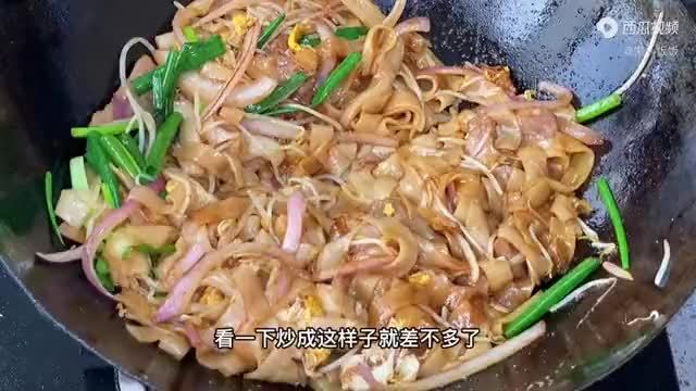 广东干炒河粉，在家也能炒出锅气十足，大厨吃了都说赞