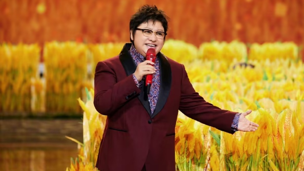 韩红回应母亲逝世：遵照母亲遗愿，不设灵堂、不办仪式